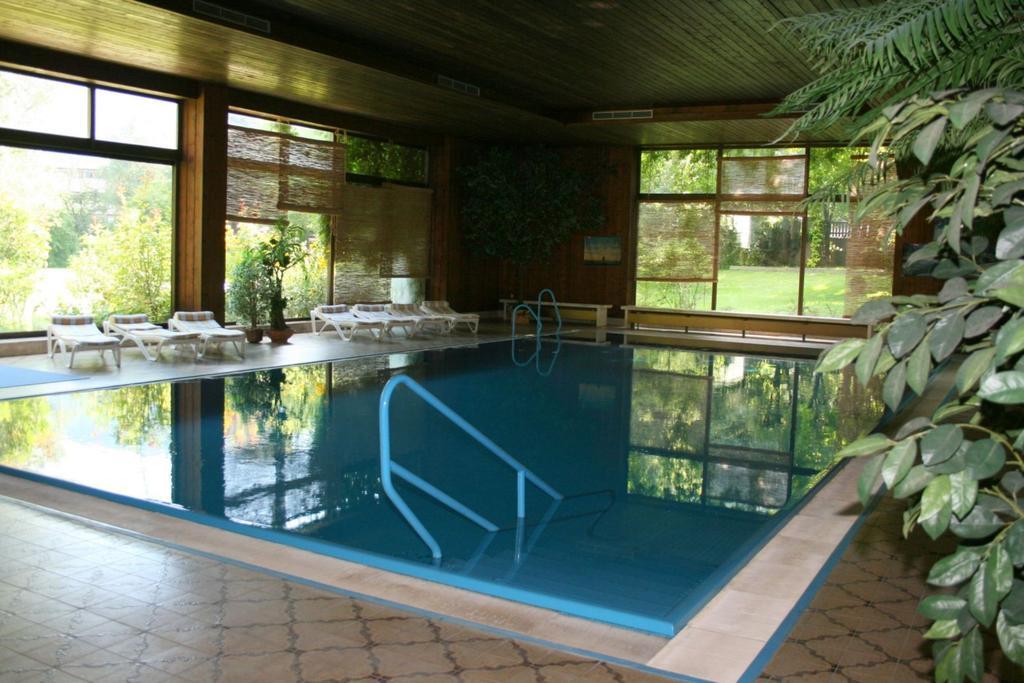 Schlosshotel Post Edelfreisitz Sprengenstein Имст Екстериор снимка